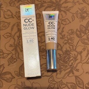 IT Cosmetics CC+ Nude Glow Brightening Cream - medium
